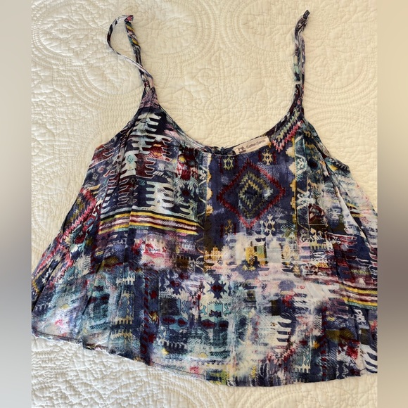 Multicolor Flowing Crop - Picture 1 of 2